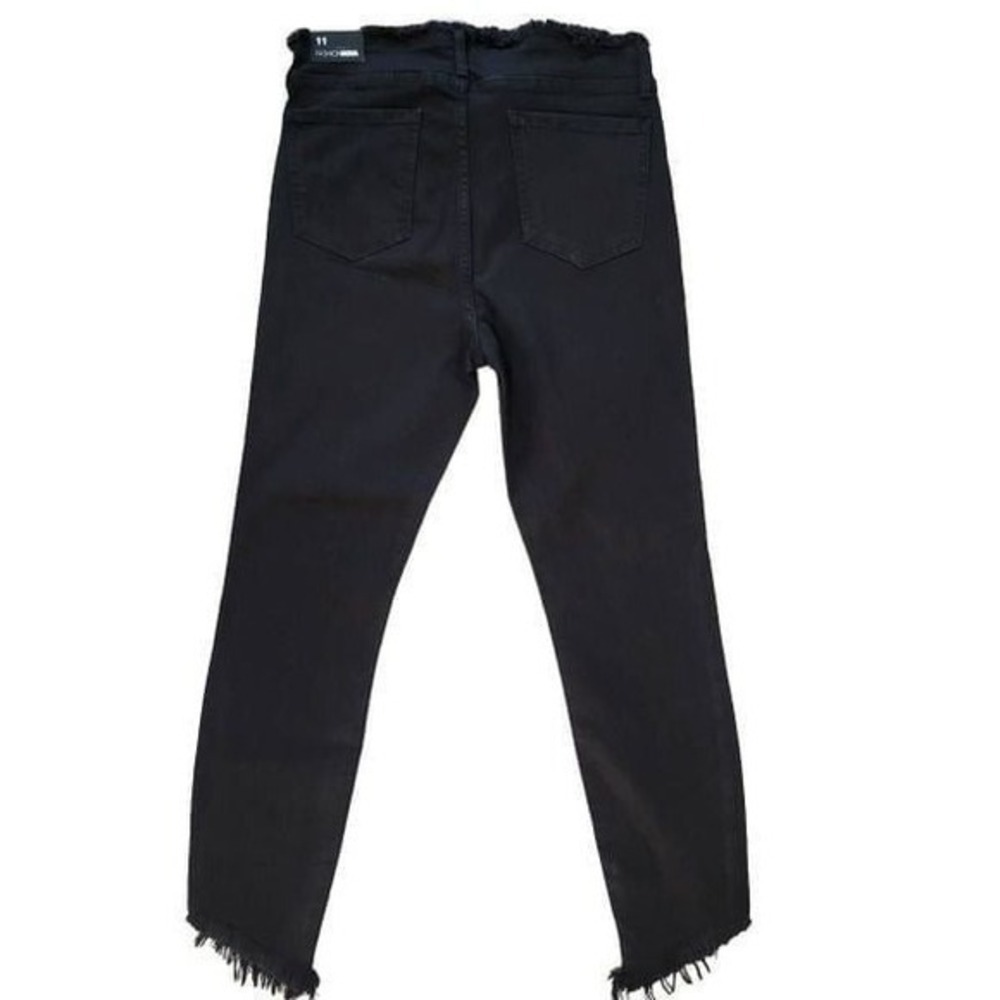 Fashion Nova Black High Waisted Frayed Hem Cropped Denim Jeans Size 11 - Picture 2 of 6